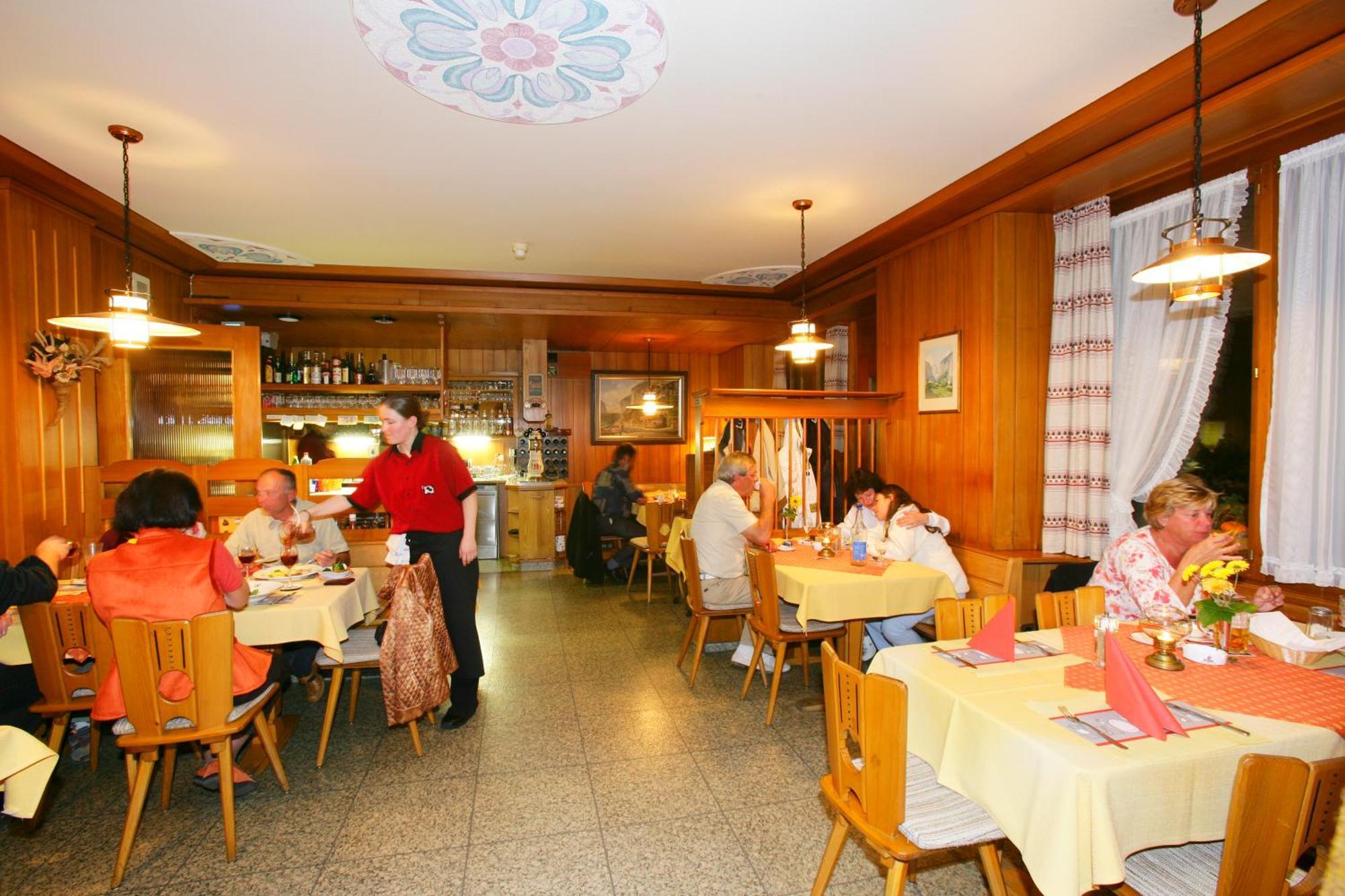 Hotel Oberland Lauterbrunnen Extérieur photo
