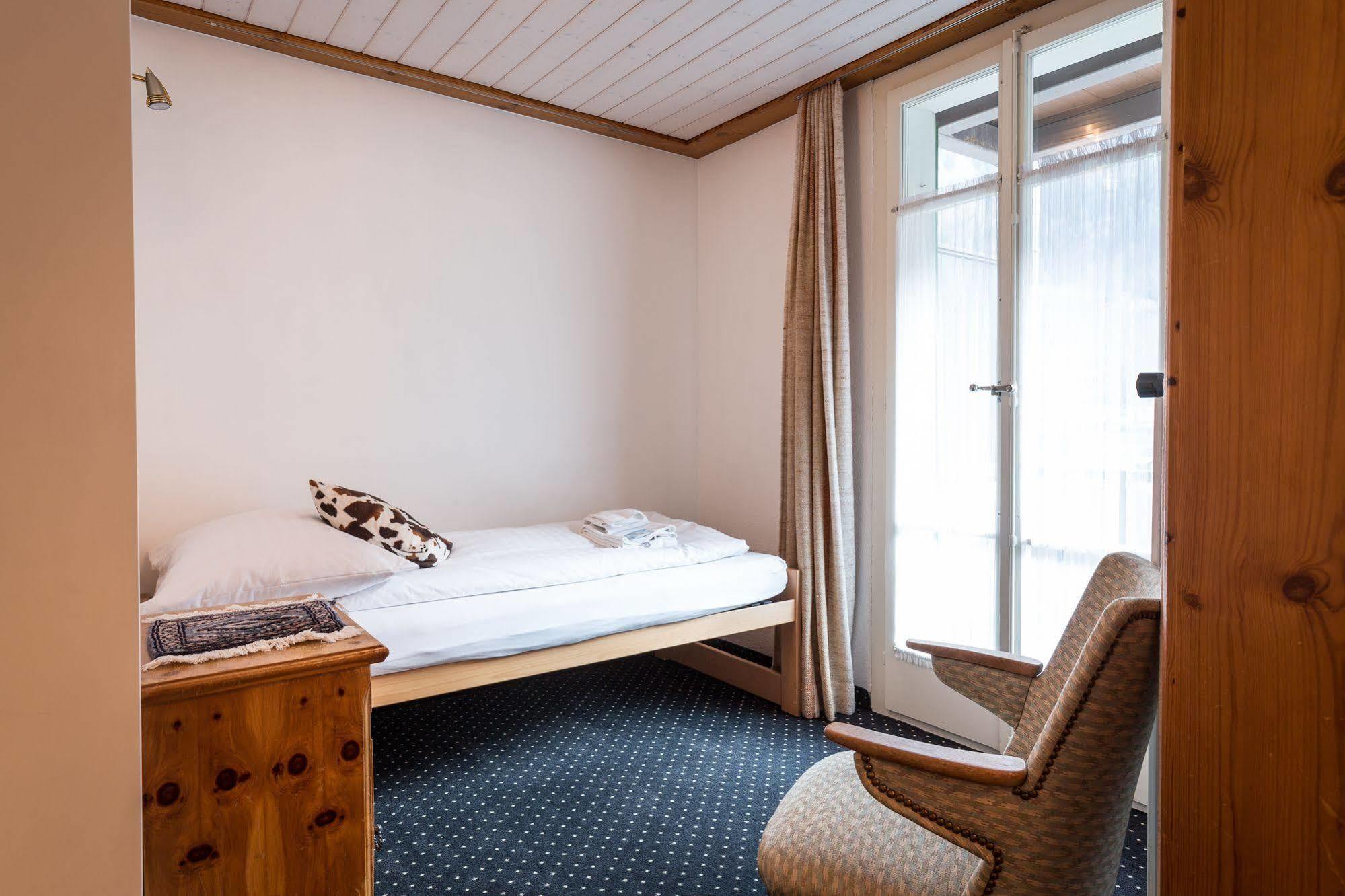 Hotel Oberland Lauterbrunnen Extérieur photo