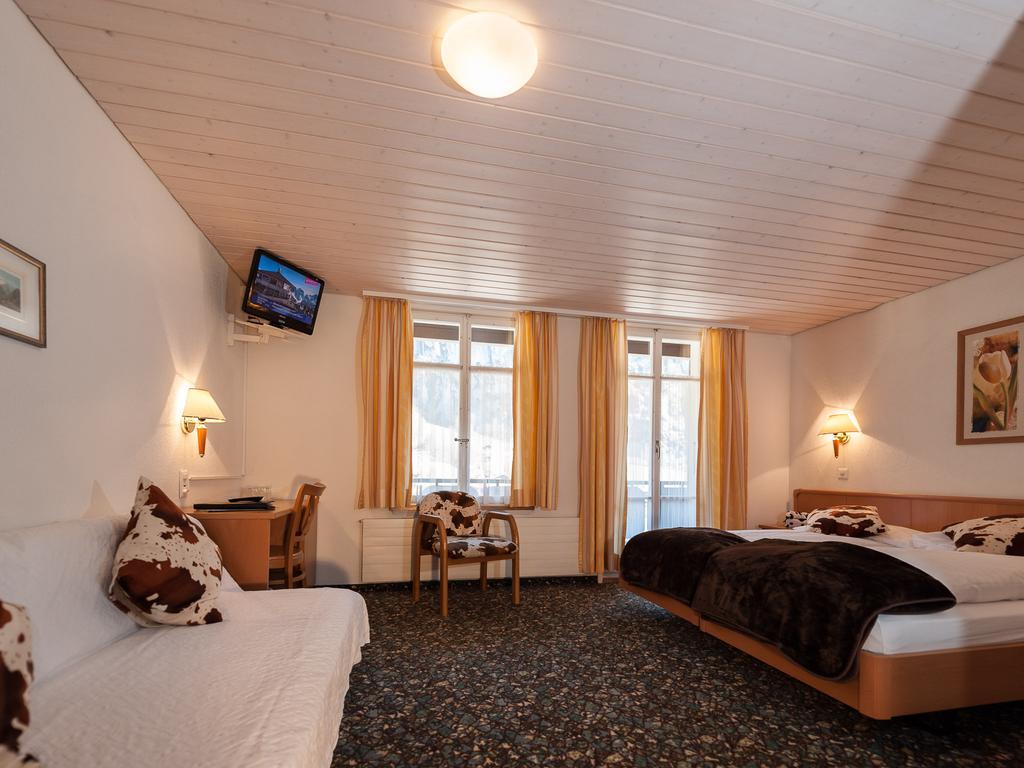 Hotel Oberland Lauterbrunnen Chambre photo