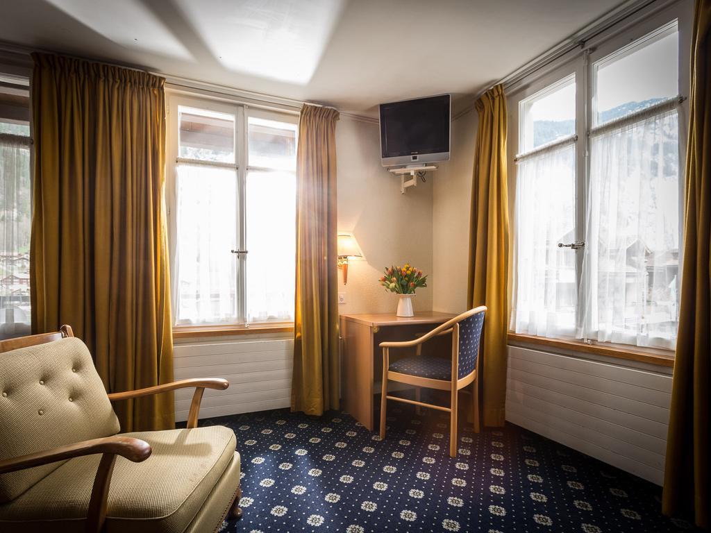 Hotel Oberland Lauterbrunnen Chambre photo